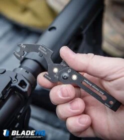 Gerber Short Stack AR-15 Multi-Tool (15-in-1) 31-002997 -Gerber Pro Knives.com Gerber Short Stack AR 15 Multi Tool 15 in 1 31 002997 BHQ31632 kp in hand web